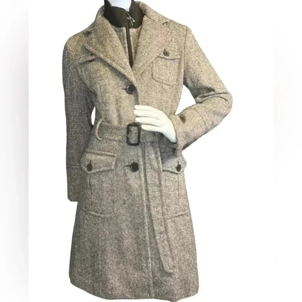 Donnybrook Trench Coat Size Small.